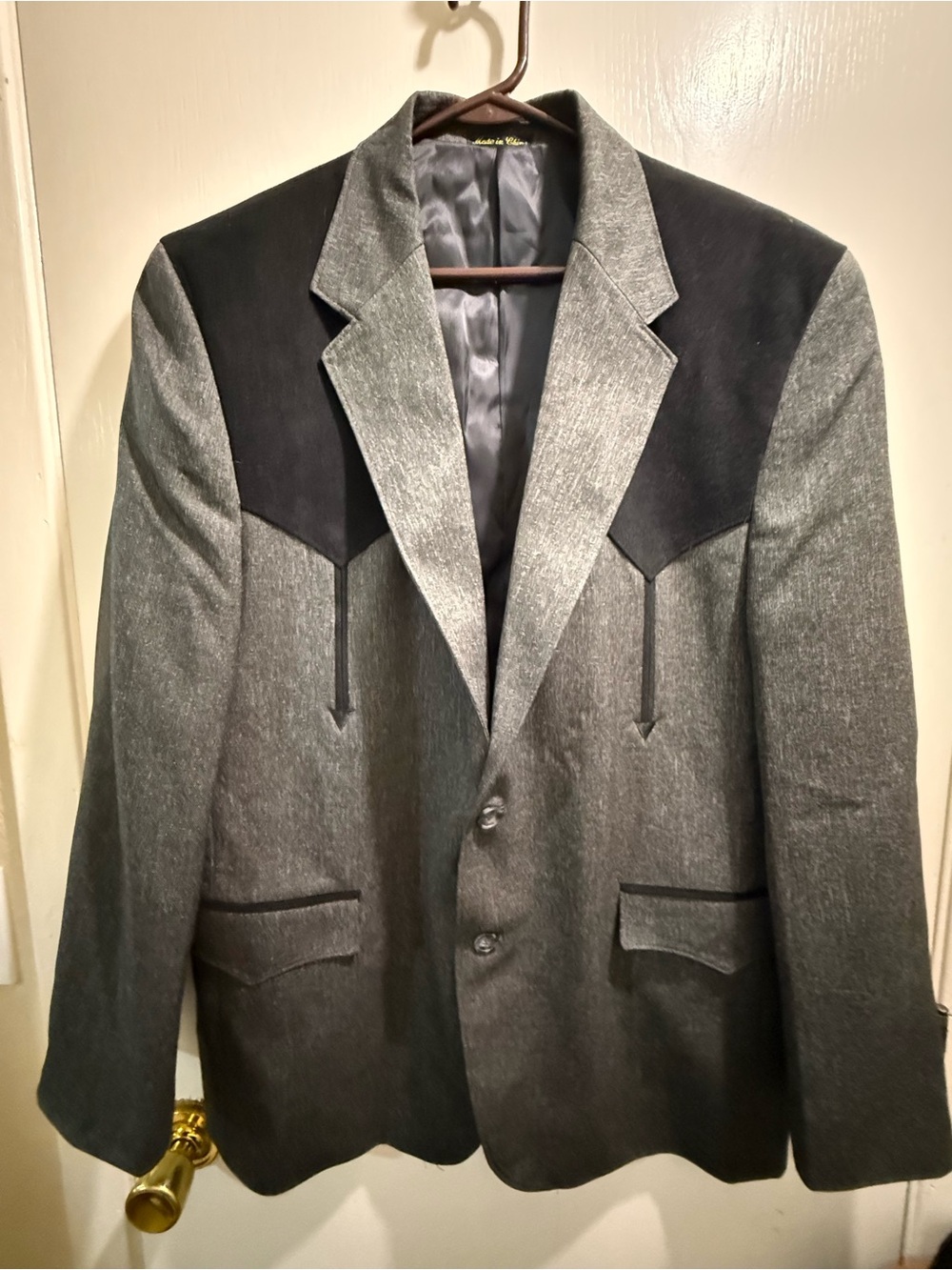 Men's Two-Tone Grey Blazer with Black Western Yoke